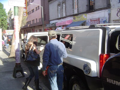 2014 Chiapas, calle de los matrimonios 001