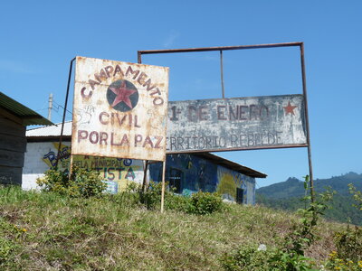 2014 Chiapas, 004 escuela zapatista 002