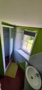 site ferme du val fleuri chambre d'hotes, salle de douche famil