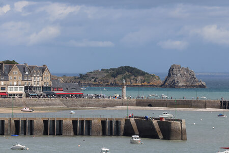 2025_09_02 Dol-de-Bretagne - Cancale, IMG_9944_Cancale, la pointe des Crolles, la pointe de la Chaîne et le Rocher