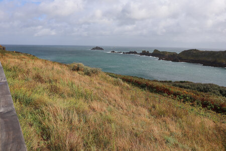 2025_09_03_Cancale - La Guimorais, IMG_20007_Le chenal de la Vieille-Rivière entre la pointe du Grouin et l’île des Landes