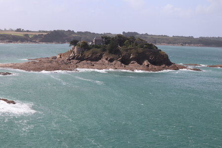 2025_09_03_Cancale - La Guimorais, IMG_20055_L’île et le fort Du Guesclin