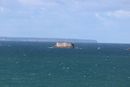 2025_09_04 La Guimorais - Saint-Malo, IMG_0177_Le fort de la Conchée et le cap Frehel