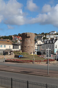 2025_09_05 Jersey de St-Helier à La Corbiere, IMG_0241_First Tower