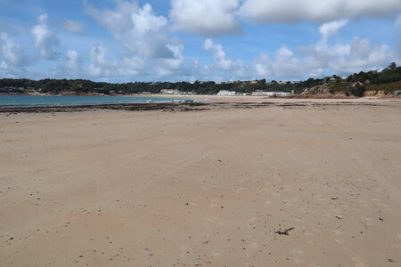 2025_09_05 Jersey de St-Helier à La Corbiere, IMG_0287_La plage de Ouaisne