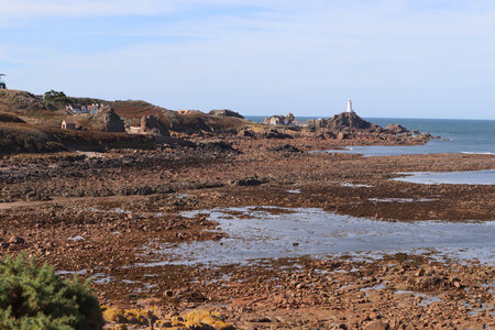 2025_09_06 Jersey de La Corbiere à Devil's Hole, IMG_0321_Petit Port et la pointe de Corbiere
