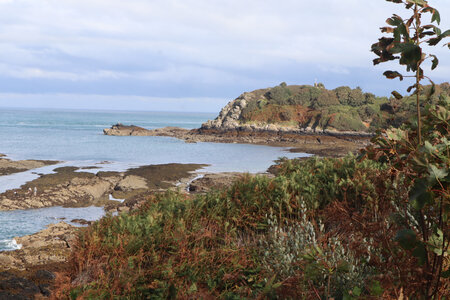 2025_09_07 Jersey de Devil's Hole à St-Catherine, IMG_0408_La baie de Saie
