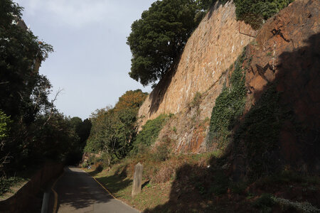 2025_09_09 St Helier, IMG_0495_Les remparts de Fort Regent