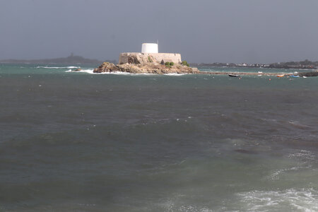 2025_09_12 Guernesey de Torteval à Port Soif, IMG_0696_Fort Grey