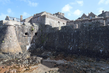 2025_09_15-17 St Peter Port, IMG_0981_Château Cornet