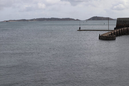 2025_09_15-17 St Peter Port, IMG_1016_Herm et Jethou depuis La Salerie