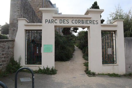 2025_09_18 Saint-Malo des Sablons au barrage sur la Rance, IMG_1103_Le parc des Corbières