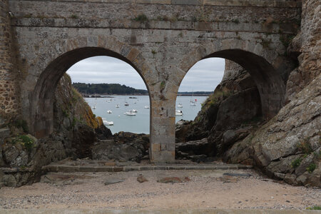 2025_09_18 Saint-Malo des Sablons au barrage sur la Rance, IMG_1132_Le pont de la tour Solidor