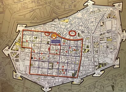 Guide Toscane, 0_1977_remparts_Lucca_01