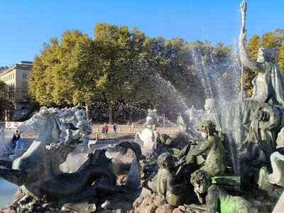 Voyage à Bordeaux, 2025-10-13 - Place des Quinconces  1 