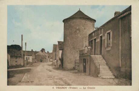 Château (cliquer pour en voir plus), Cha teau co te  rue