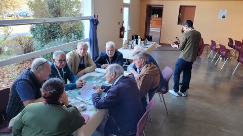 Photos réunion participative actualisation des sentiers d'interprétation du marais de Saône, 20251105_151050