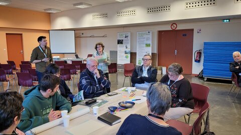 Photos réunion participative actualisation des sentiers d'interprétation du marais de Saône, 20251105_161845