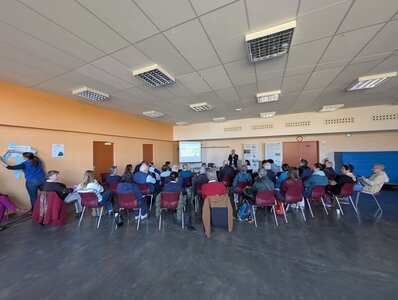 Photos réunion participative actualisation des sentiers d'interprétation du marais de Saône, PXL_20251105_132417091