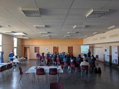 Photos réunion participative actualisation des sentiers d'interprétation du marais de Saône, PXL_20251105_132546837