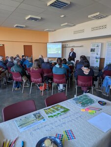 Photos réunion participative actualisation des sentiers d'interprétation du marais de Saône, PXL_20251105_132611542