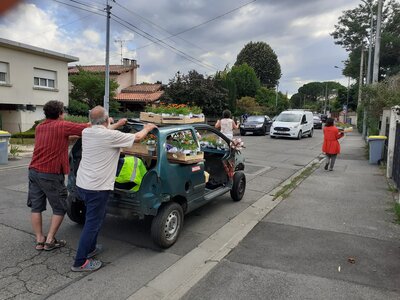 21-06 Distribution Œillets Dingue - Voisinerie, 20210621_190453