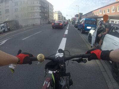 thionville_gcum_portieres_albert1er, vlcsnap-2025-12-09-06h54m44s412