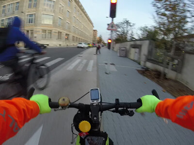 nancy_essey_les_nancy_voie_bus_tram_coronapiste, vlcsnap-2025-11-29-21h49m49s242