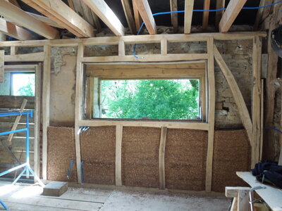 Evolutions à l'écolieu de Rhodes , 20250502_banchage mur est