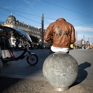 L'Instant Photo 84 : défi février 2026 - à la manière de Martin Parr, Parr09-Philippe