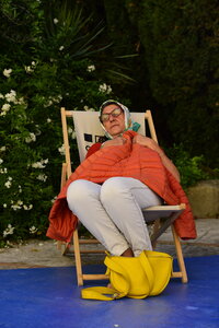 L'Instant Photo 84 : défi février 2026 - à la manière de Martin Parr, Parr18-Isabelle