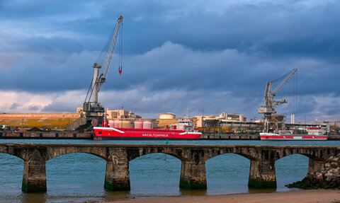 L'Instant Photo 84 : défi mars 2026 : rouge, Rouge02