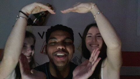 PhotoBooth, IMG_GRP_0510024327_20260510024331
