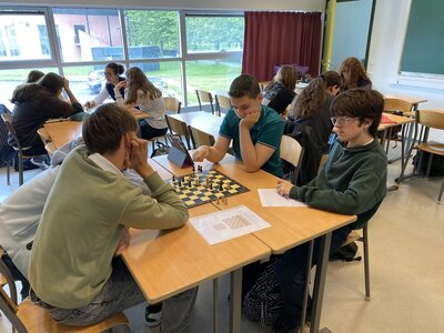 Stage Faire des mathématiques autrement, juin 2026, echec-gpeB-15