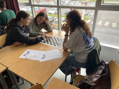 Stage Faire des mathématiques autrement, juin 2026, rithmomachie-gpeB-20