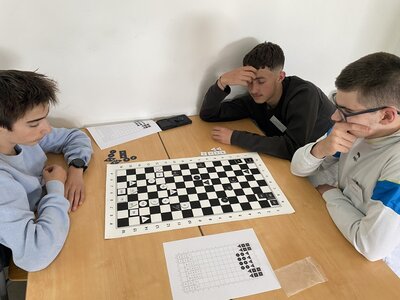 Stage Faire des mathématiques autrement, juin 2026, rithmomachie-gpeB-49