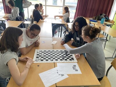 Stage Faire des mathématiques autrement, juin 2026, rithmomachie-gpeB-55