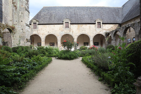 2026_06_15_Dinan, 2026_06_15_0025_L’abbaye de Léhon