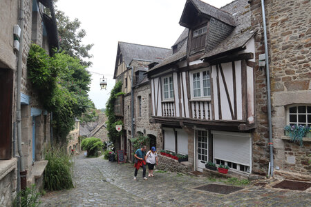 2026_06_15_Dinan, 2026_06_15_0104_La rue du Petit Fort