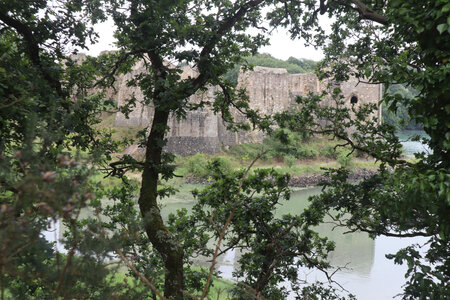 2026_06_19 Saint-Jacut-de-la-Mer - Saint-Cast-le-Guildo, 2026_06_19_0352_Le château du Guildo depuis la pointe de la Pépinais