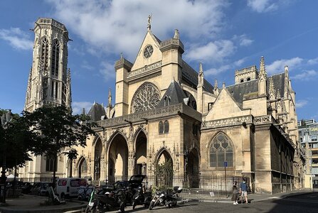 Photos immeubles, E glise_Saint_Germain_Auxerrois_-_Paris_I_ FR75 _-_2021-06-12_-_1