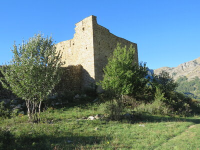 Boucle Réallon: l'iscle-village-fort-marmite, IMG_1313