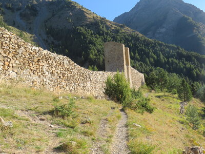 Boucle Réallon: l'iscle-village-fort-marmite, IMG_1315