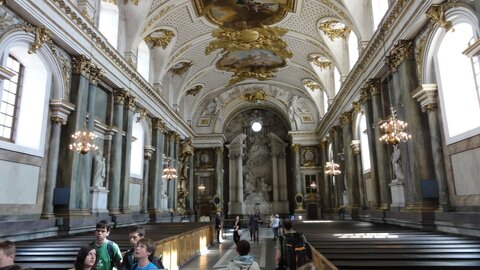 zz, 045 Stockholm- chapelle,palais royal