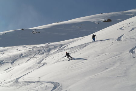 2013-02-24 au 03-03 : ski hors pistes et randonnée hautes Alpes et Piemont Italien, ski-puy-saint-vincent-escalade-aventure-2013-02-24-07