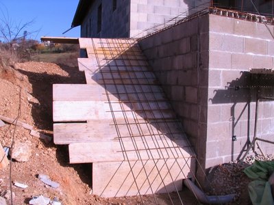 2012-07 construire à st Prim, 131214 escalier01.JPG