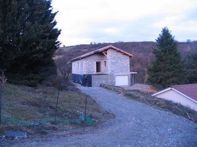 2012-07 construire à st Prim, 130205 horsair01