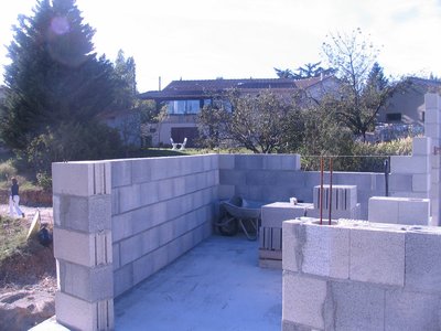 2012-07 construire à st Prim, 120916 construi01