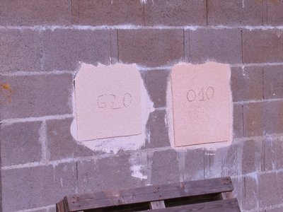 2012-07 construire à st Prim, 150308 echantillon-facade