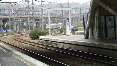 SNCB - Liège-Guillemins, Une Desiro descend la célèbre rampe du plan incliné d'Ans...emprunté le plan est toujours un formidable moment sur la Ligne 36 Bruxelles-Liège  - Liège Guillemins 08 09 2019